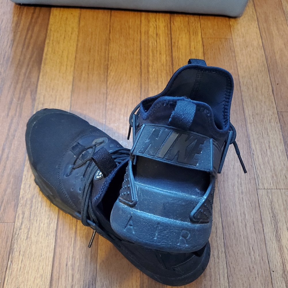 Nike Air Huarache Drift *size 10*